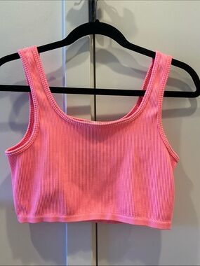 NWOT Pink Ribbed Crop Tank Top Size Large